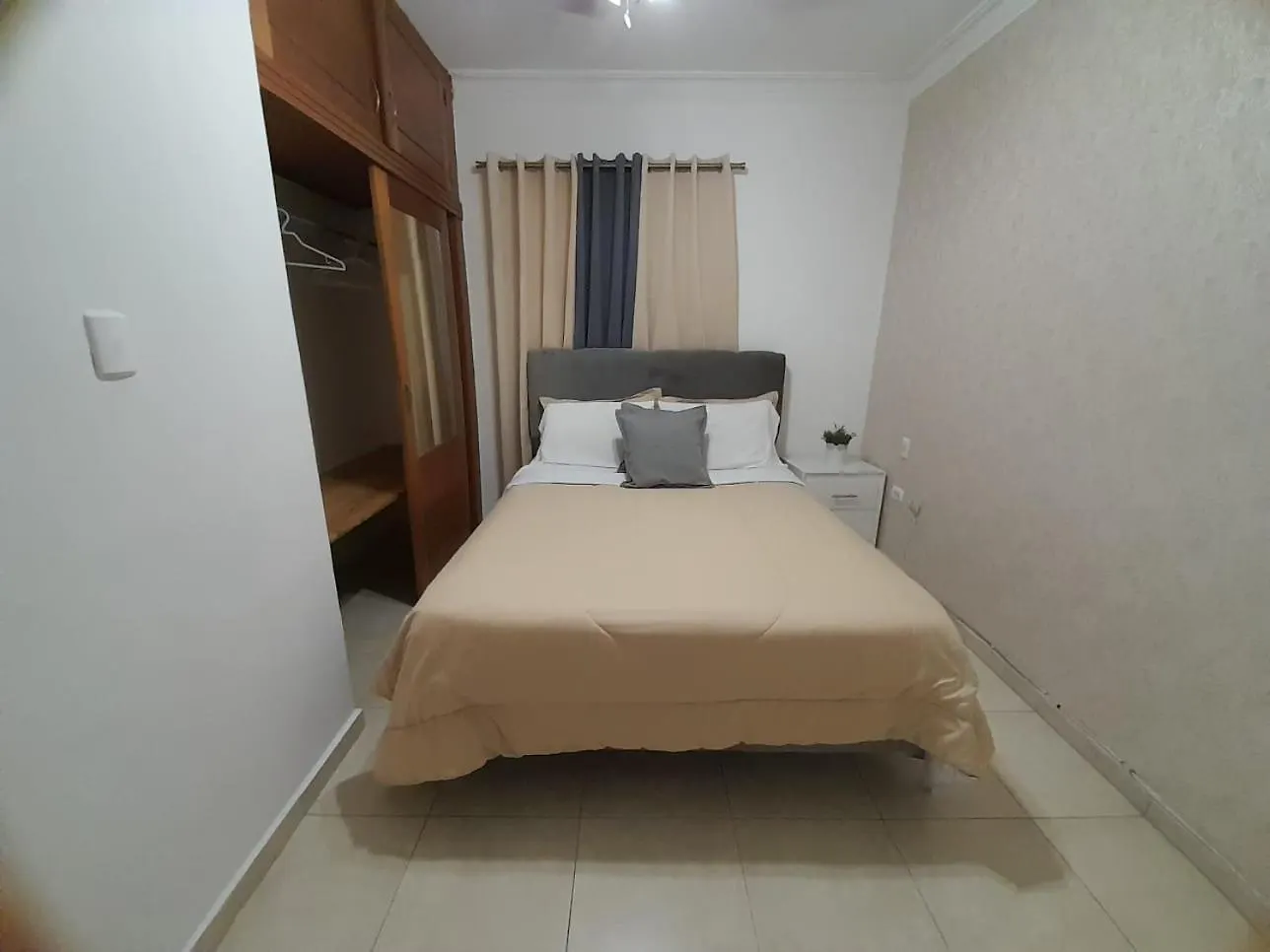 J. B Apartamentos Santo Domingo